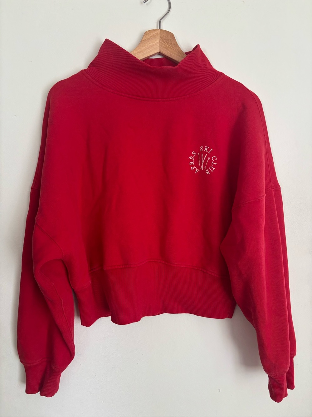 Wild Fable Red Mock Neck Après Ski Club Embroidered Fleece Sweatshirt M